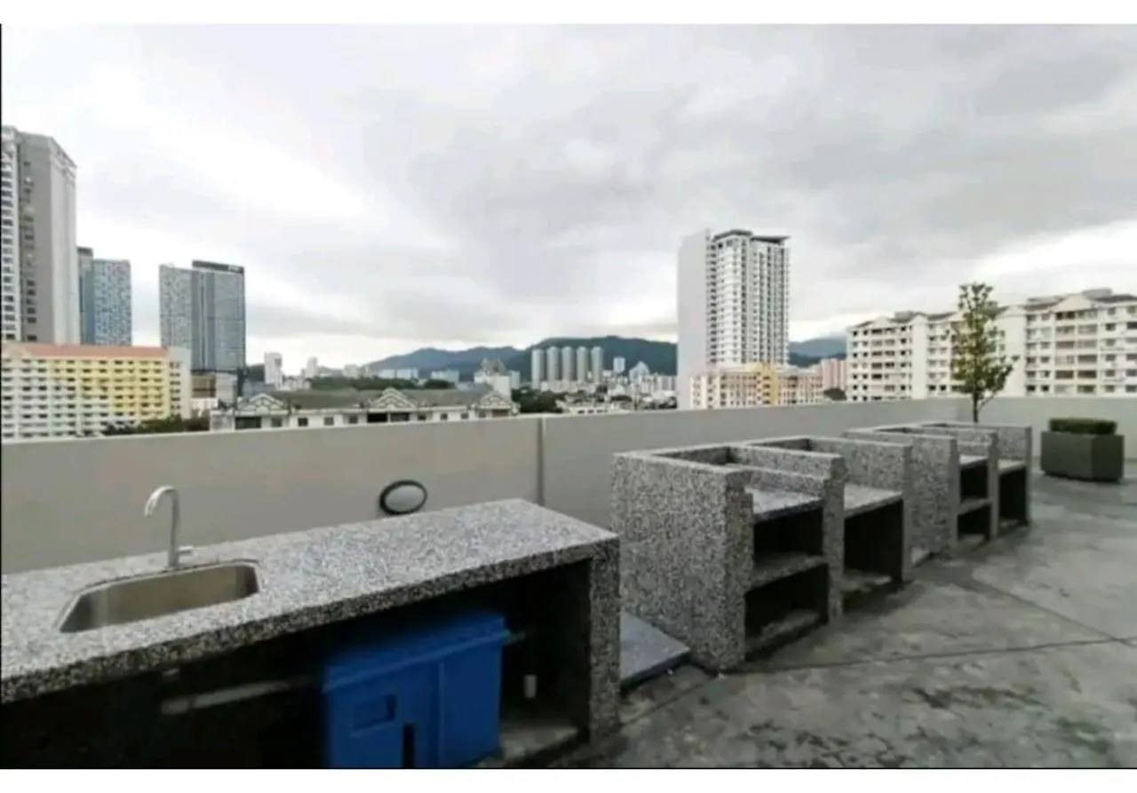 Apartment City Town Condo: Cozy Penang Retreat with Beautiful Views George Town