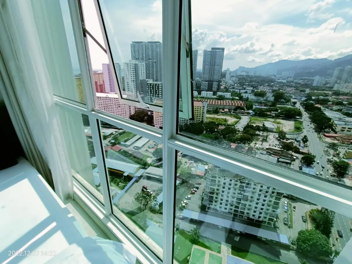 City Town Condo: Cozy Penang Retreat with Beautiful Views George Town