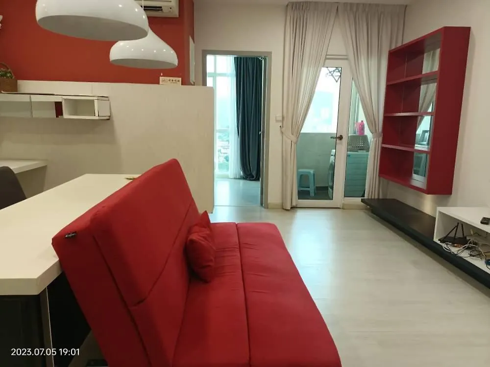 Apartment City Town Condo: Cozy Penang Retreat with Beautiful Views George Town